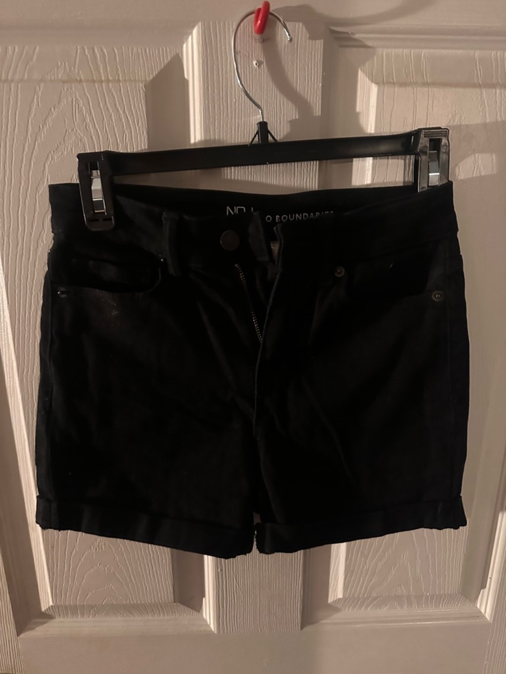 No Boundaries Black Cuffed Denim Shorts